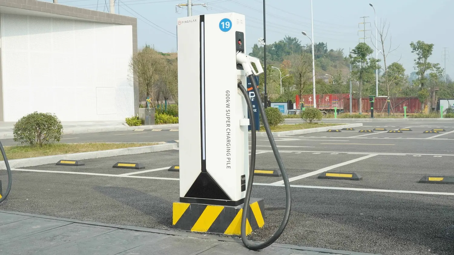 ¿Cómo la carga rápida DC afecta la salud de la batería EV