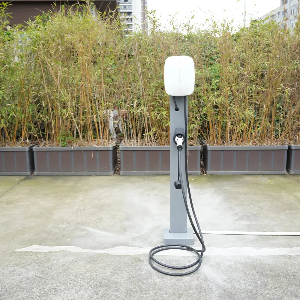 EV recarga Stations: The Push for 24/7 Accessibility (en inglés)